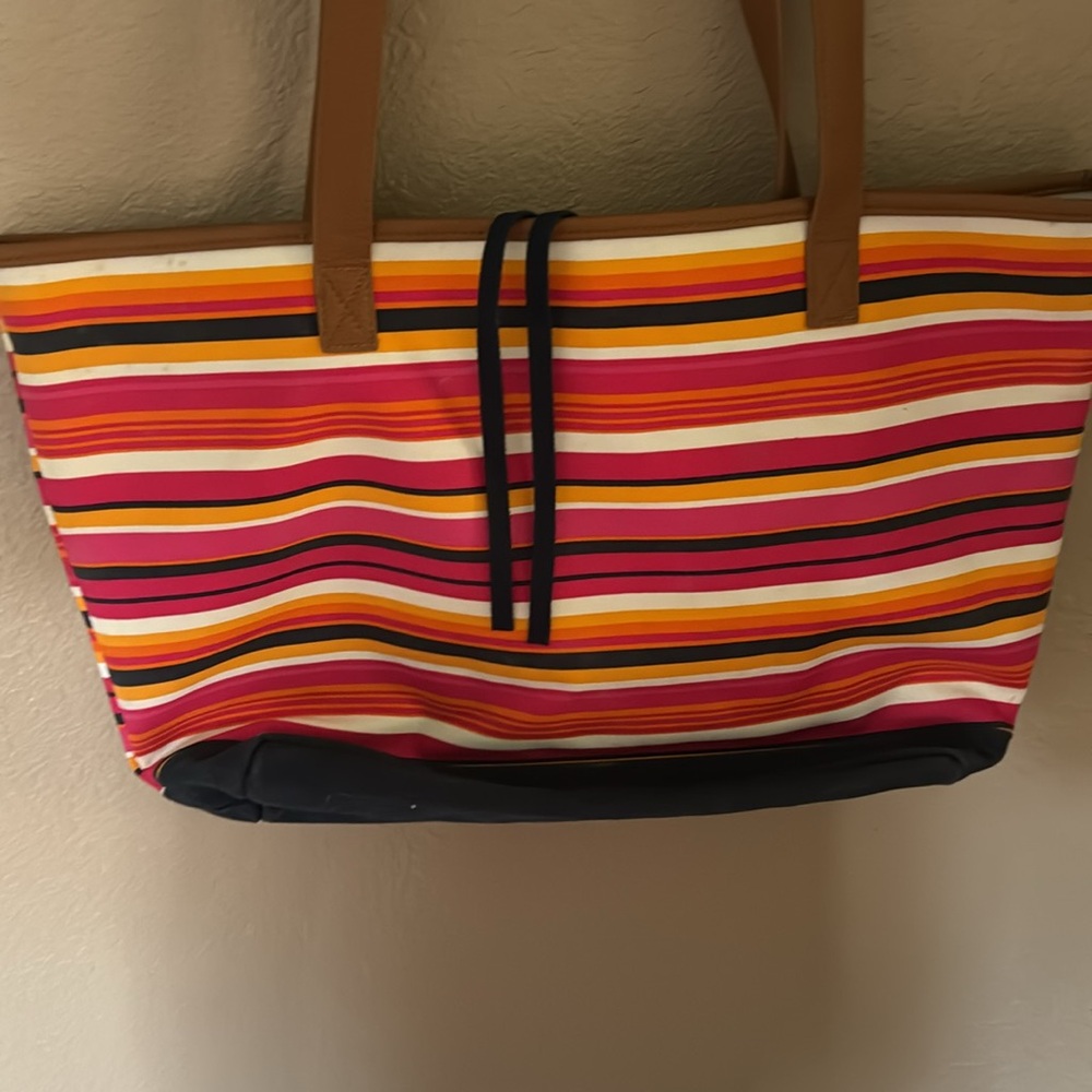 Thirty One Tote - Picture 2 of 5